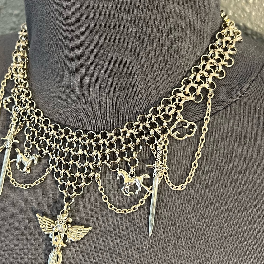 “Ride of the Valkyries #5" Handmade Gothic Warrior Silver Chainmail Bib Necklace - Picture 5 of 16